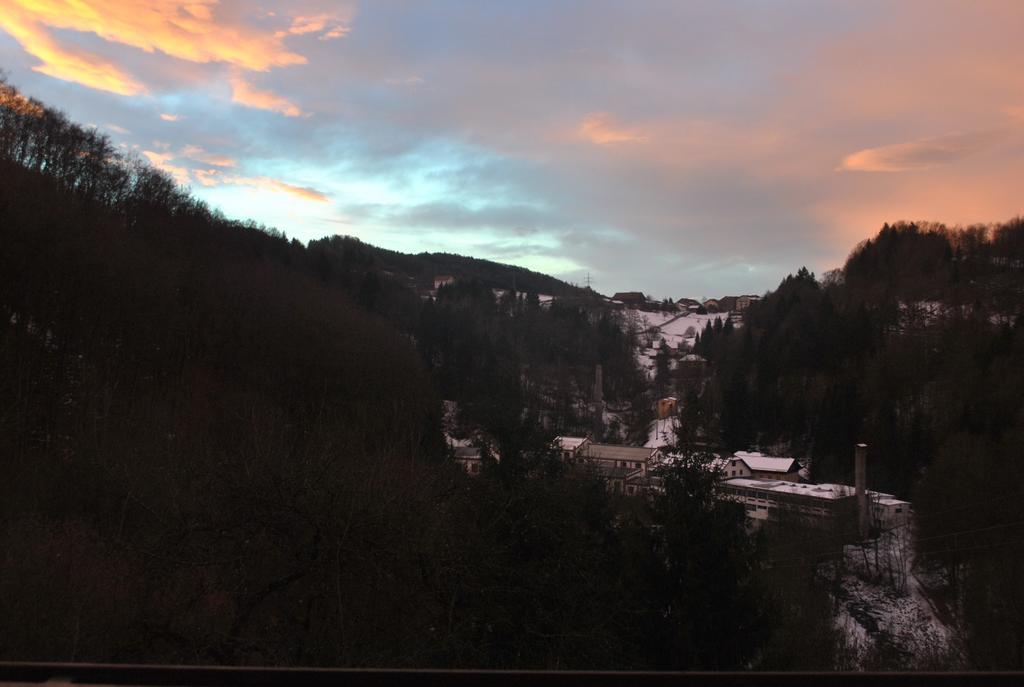 Fewo Radi An Der Buchberger Leite Apartamento Hohenau Exterior foto